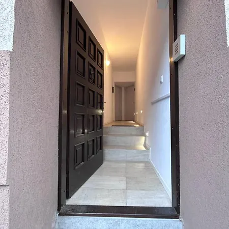 Vlasic Lena Апартаменты