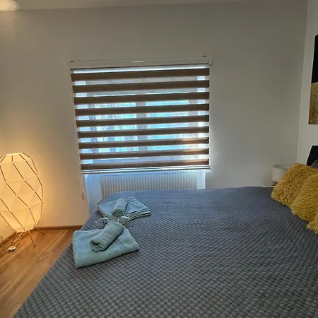 Vlasic Lena * Вршац